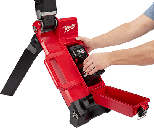 2120-20 - M18 Rocket Light