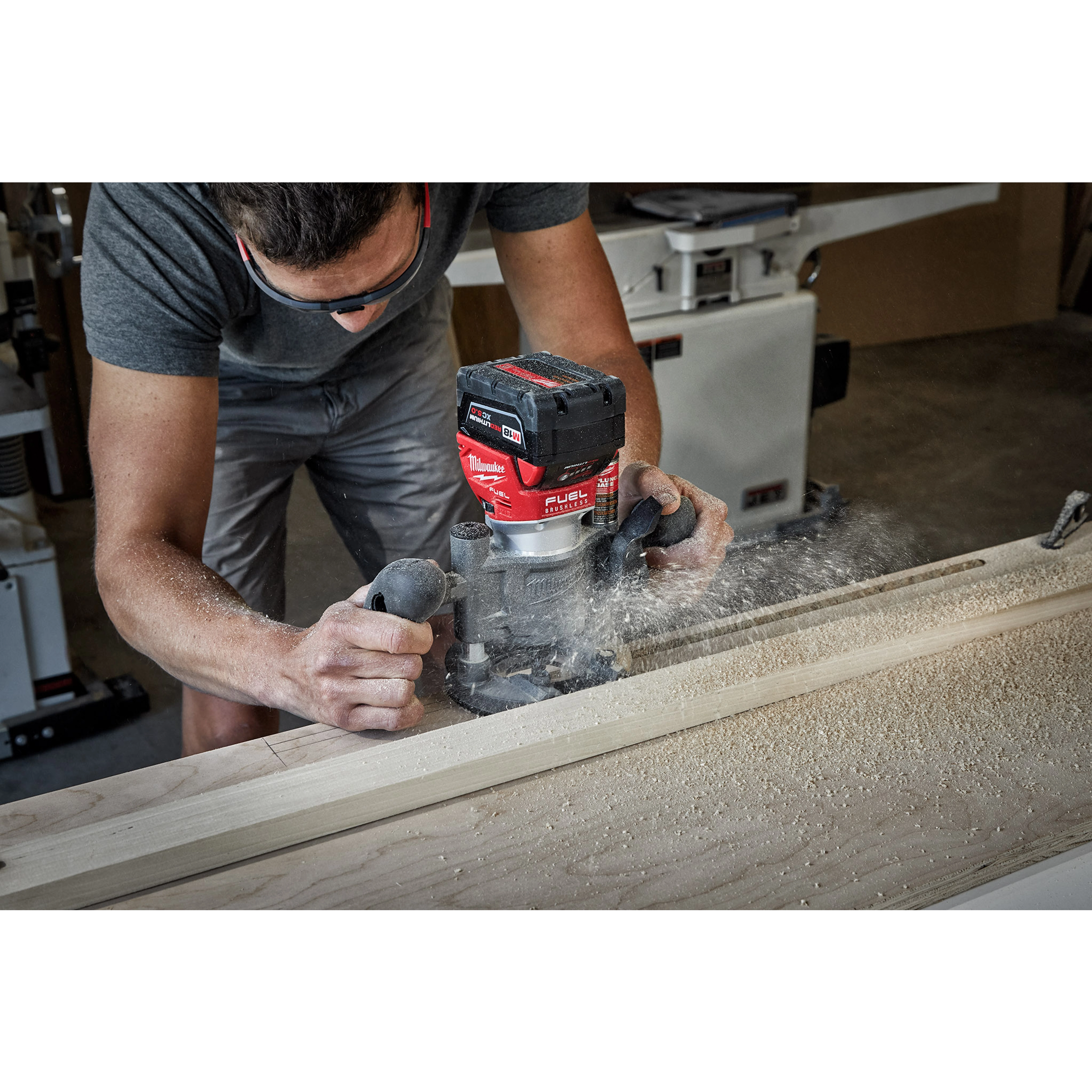 M18 FUEL™ Compact Router Plunge Base