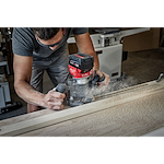 M18 FUEL™ Compact Router Plunge Base