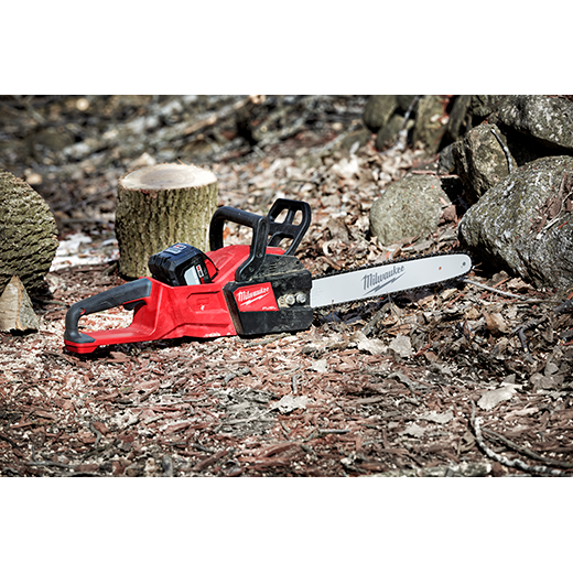 M18 Fuel 16 Chainsaw Kit